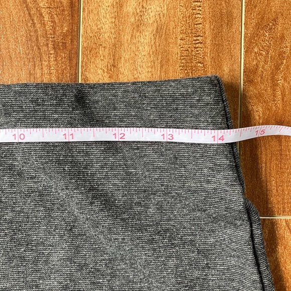 XS Petite Heather Grey Pencil Skirt XS - Picture 3 of 5